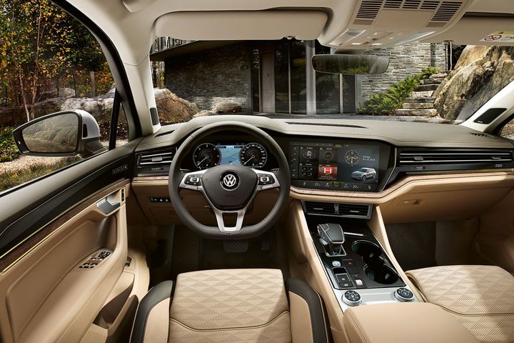 Innovision Cockpit image