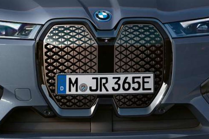 BMW iX M60 – SHY TECH CONCEPT. image