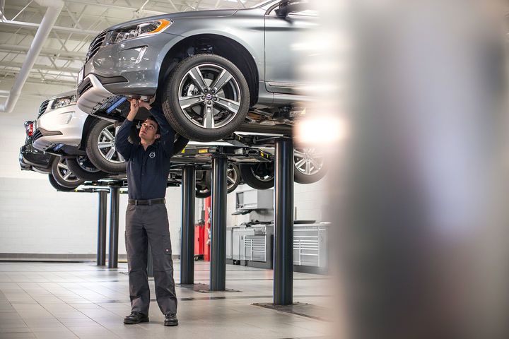 Why service with Volvo at Joe Duffy? image