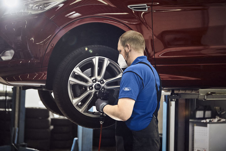 Alloy Wheel Repair image
