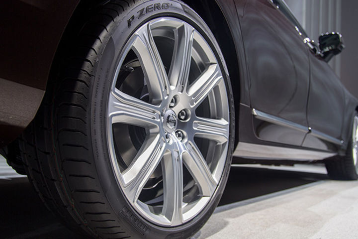 Alloy Wheel Repair image