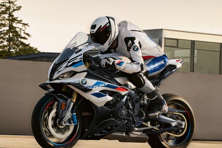 Redefined cornering image