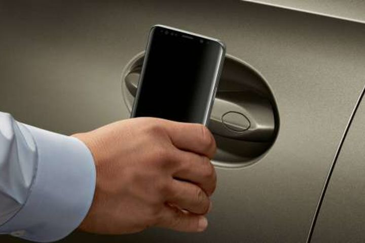 BMW Digital Key. image