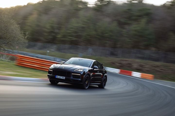 A Porsche Cayenne coupe earned a record at the Nürburgring image