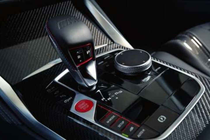 M gear selector. image