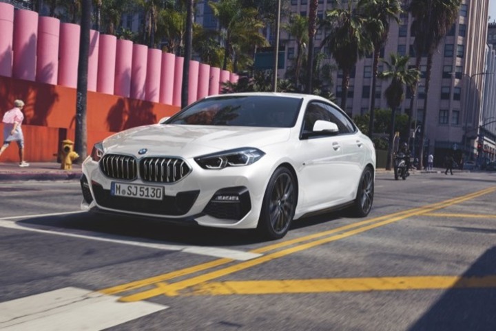 2 Series Gran Coupé image