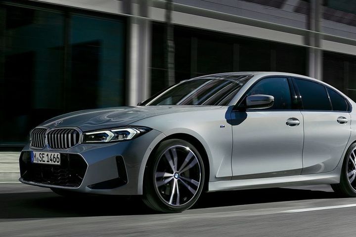 3 Series image