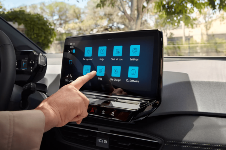 Voice assistant image