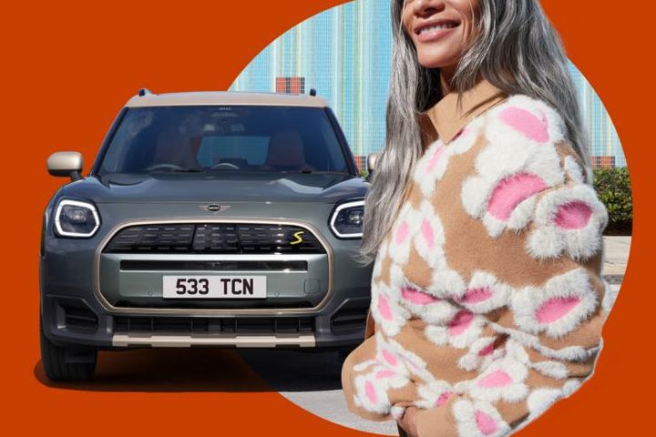 THE NEW ALL-ELECTRIC MINI COUNTRYMAN. image