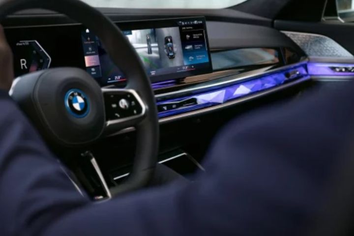 AWARD-WINNING TECH. image