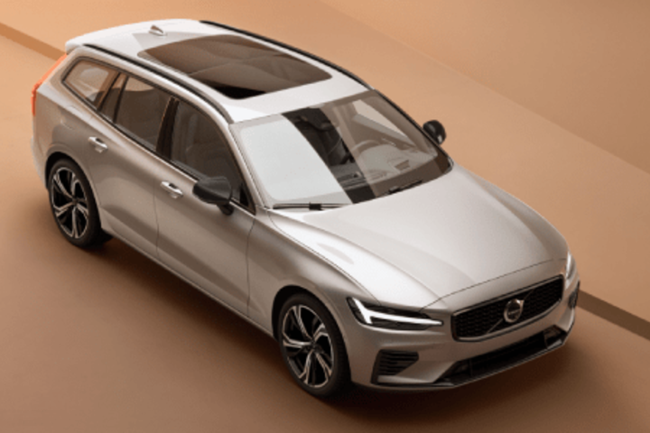 Volvo V60 Recharge Plug-in Hybrid image