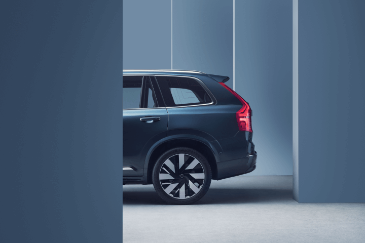 Get the Best Price on Your New 241 Volvo image