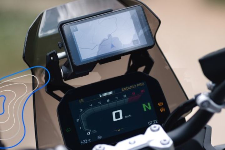 Find experiences, not just the way: our ConnectedRide Navigator image