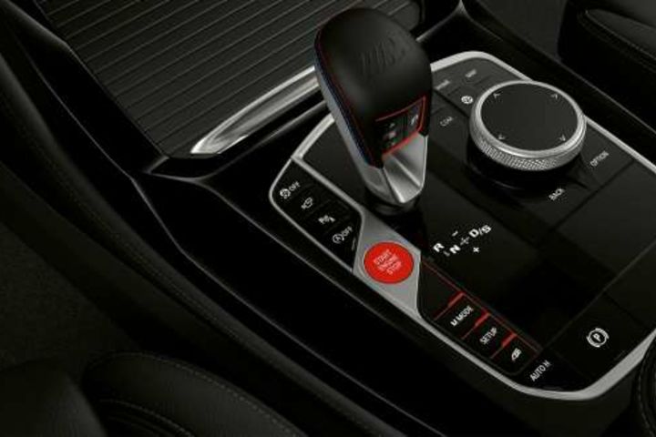 M Steptronic transmission. image