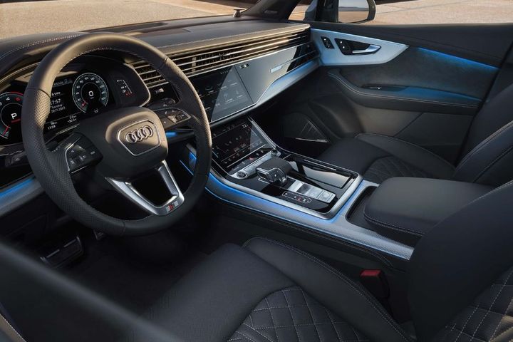 Feel at home in a premium ambience. image