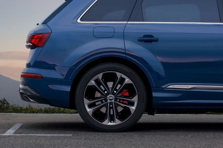 Design statement on every road. image