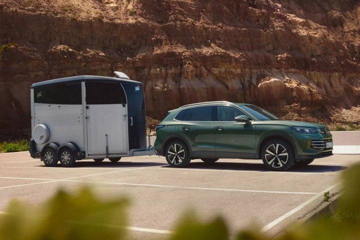 Manoeuvre with ease. Even with a large trailer. image