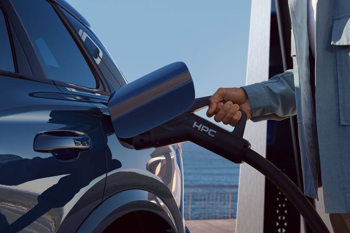 Also performs when charging. image