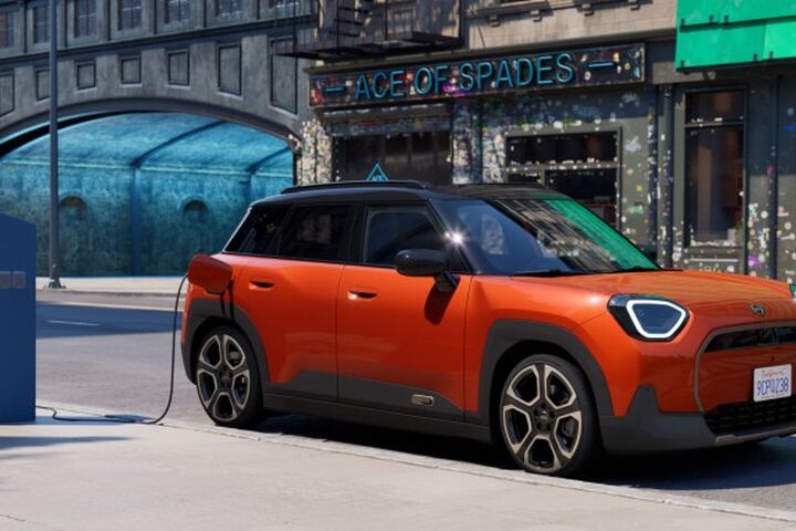 CHARGING ON THE GO. image