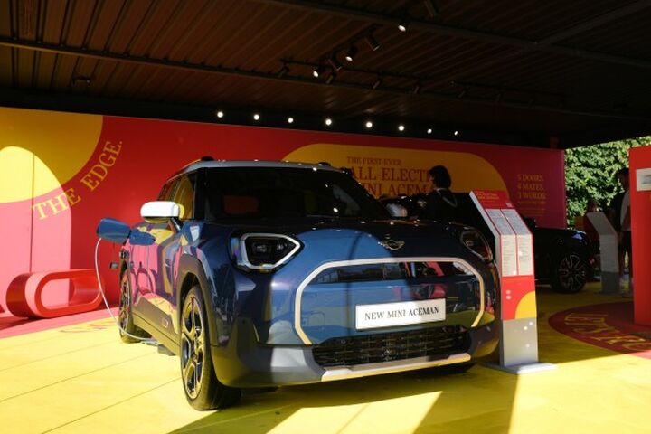 WE GOT CHARGED UP AT ACEMAN ARCADE. image