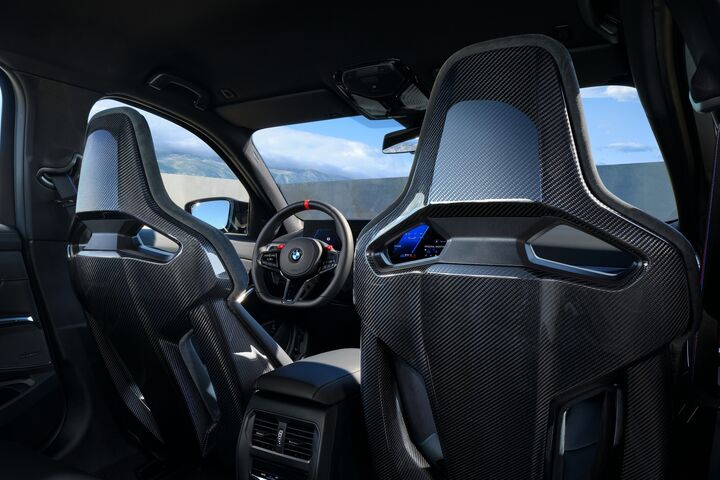 M LEATHER STEERING WHEEL. image