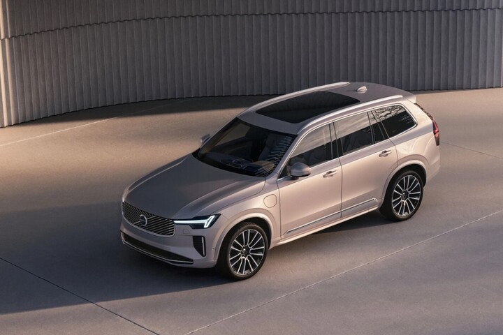 Volvo XC90 image