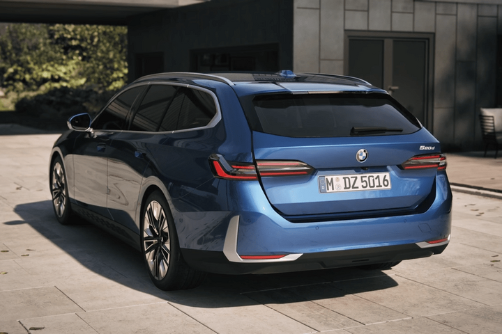 STYLISH EVOLUTION. image