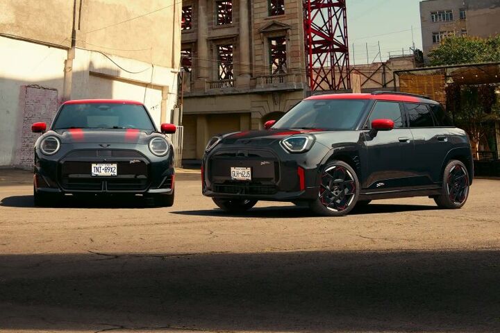 MEET MINI JCW’S NEWEST FAMILY MEMBERS. image
