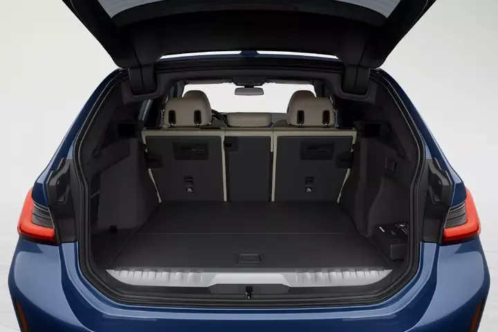 PLENTY OF SPACE FOR ALL YOUR PLANS. image