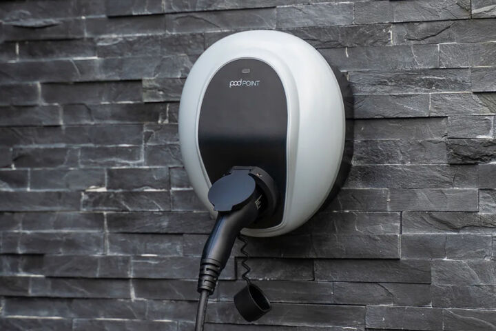 CONVENIENT CHARGING. image