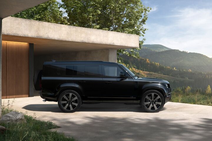 ELECTRIC HYBRID image