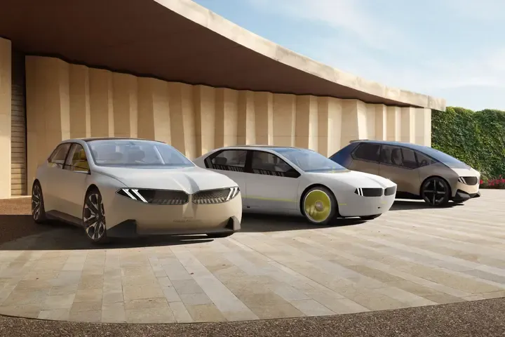 ELECTRIC. DIGITAL. CIRCULAR. image