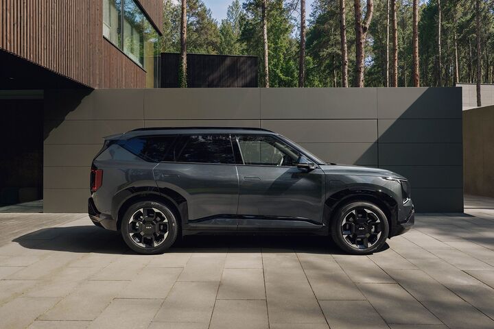 Drive safer and with confidence image