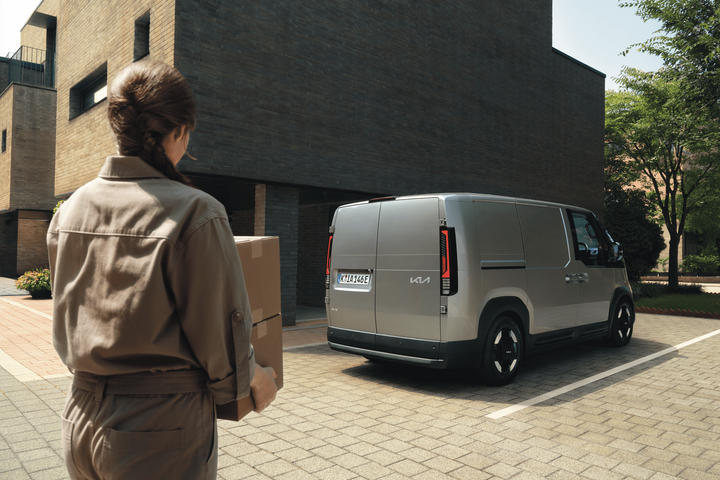 Your everyday delivery partner image