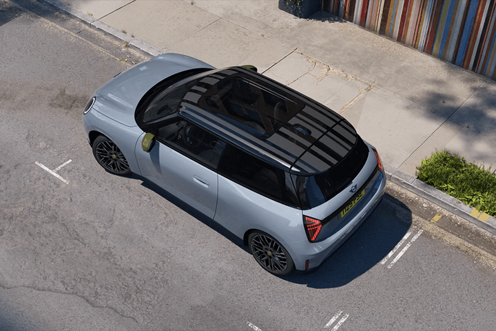 Exclusive Exterior Colours. image