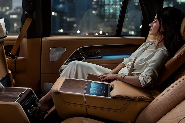 REFINED TRAVEL image