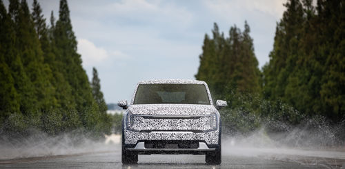 The Kia EV9 undergoes final technical testing ahead of 2023 world debut image
