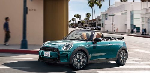 As Blue As The Sea, As Stunningly White As The Beach - The MINI Convertible in Seaside Edition. image