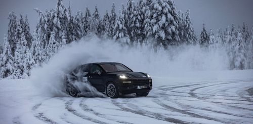 Testing of the new Porsche Cayenne image