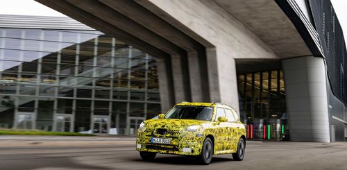 BMW Group prepares production of the all-electric MINI Countryman. image
