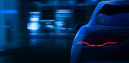 THE AWARD-WINNING JAGUAR I-PACE IS NOW MORE DISTINCTIVE AND MORE DESIRABLE image