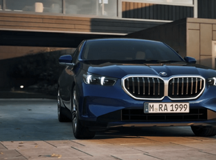 The BMW 5 Series Listing Image
