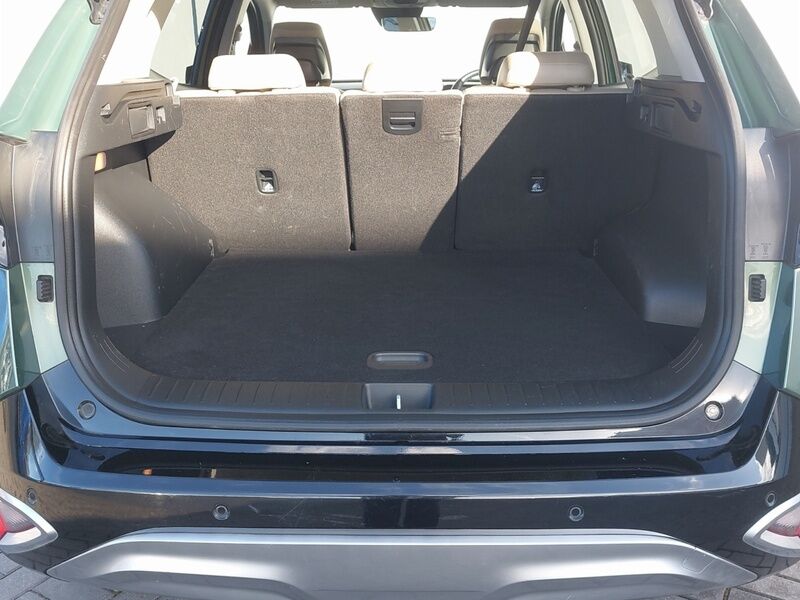 More views of Kia Sportage