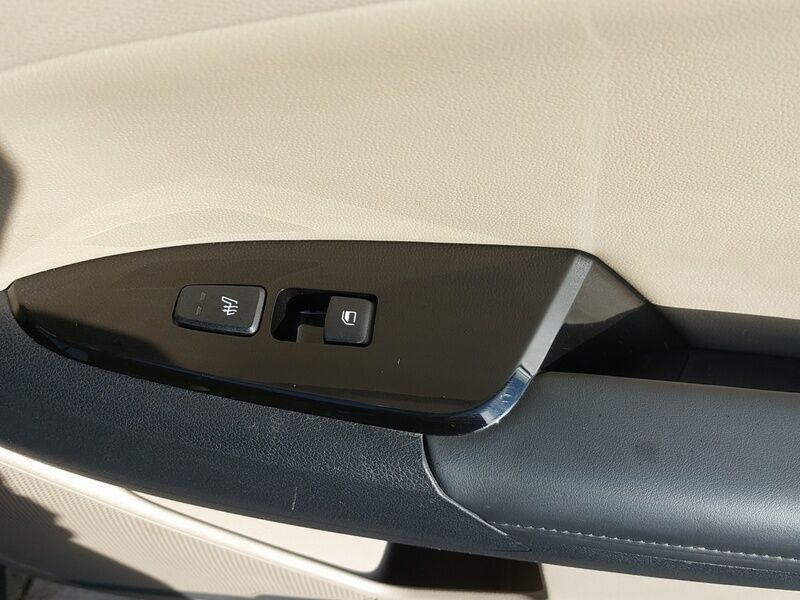 More views of Kia Sportage