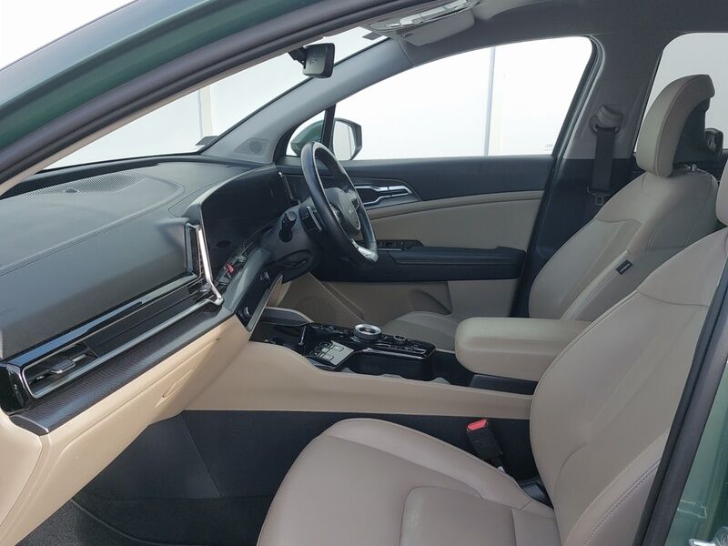 More views of Kia Sportage