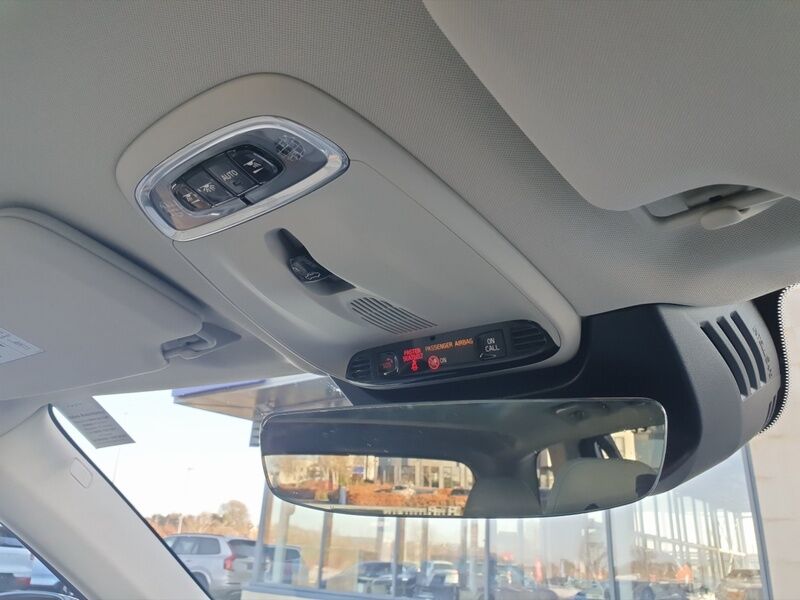 More views of Volvo XC90