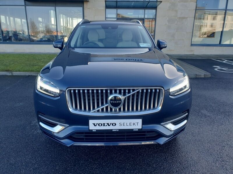More views of Volvo XC90