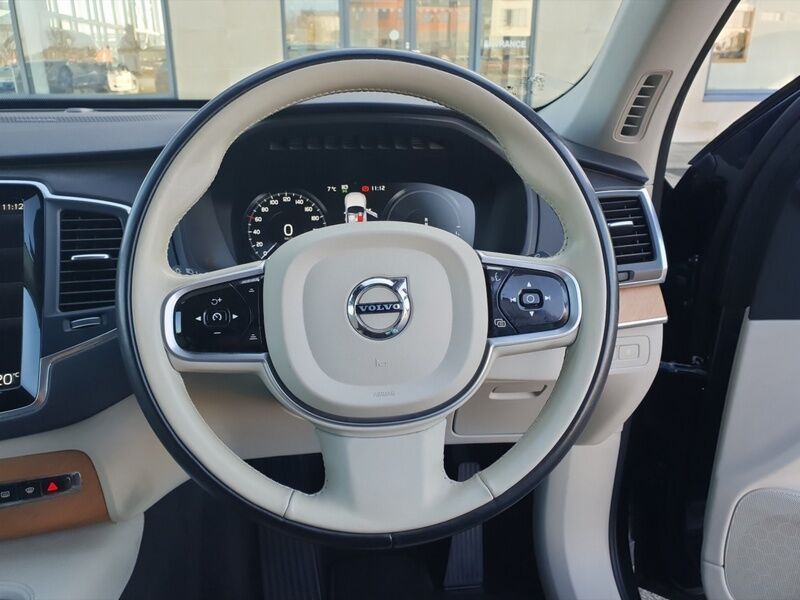 More views of Volvo XC90