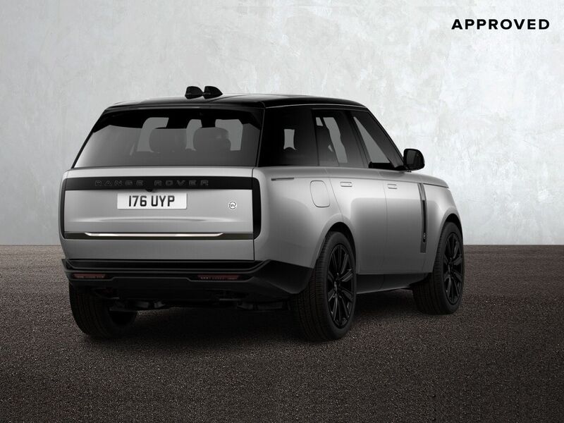 More views of Land Rover Range Rover