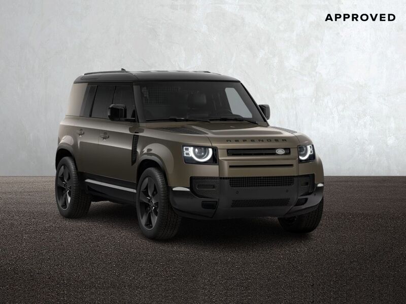 More views of Land Rover Defender